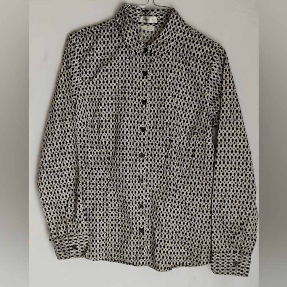 Van Heusen Cotton Blouse Women Sz M Button Down Collared Long Sleeves I-3